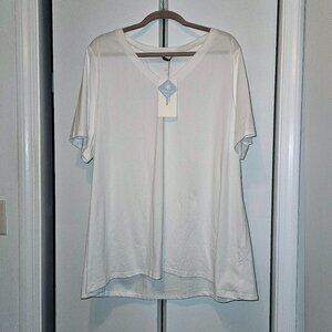 BloomChic UltraCool White Plain Short Sleeve T-shirt  22-24(3X) NWT